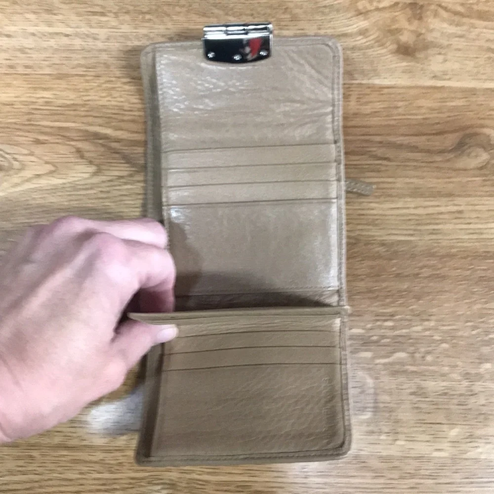 Michael Kors Jet Set Turnlock Tan Compact Wallet